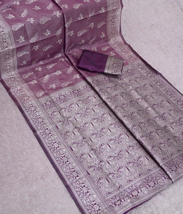 Purple_Jacquard_Silk_And_Kanjivaram_Silk_Premium_Saree_For_Women