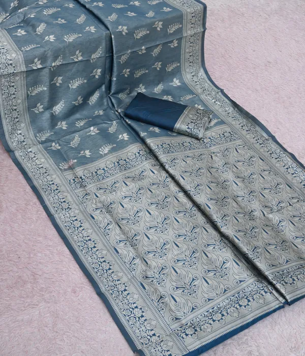 Teal_Jacquard_Silk_And_Kanjivaram_Silk_Premium_Saree_For_Women