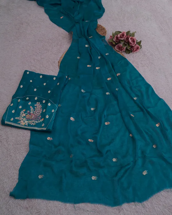 Light_Blue_Fandy_Chiffon_Satin_Premium_Saree_For_Women