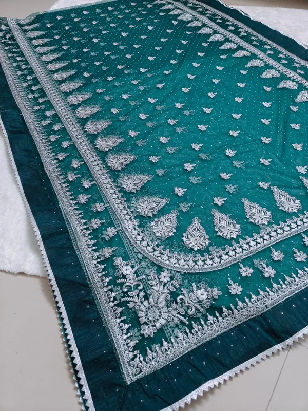 Green_Heavy_Butterfly_Net_Premium_Saree_For_Women