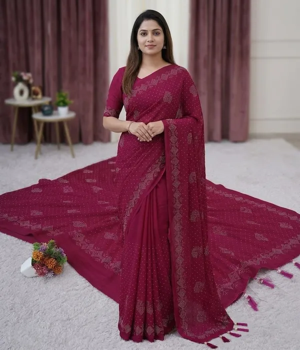 Pink_Chiffon_Premium_Saree_For_Women