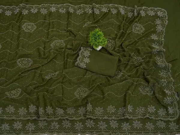Green_Chiffon_Premium_Saree_For_Women