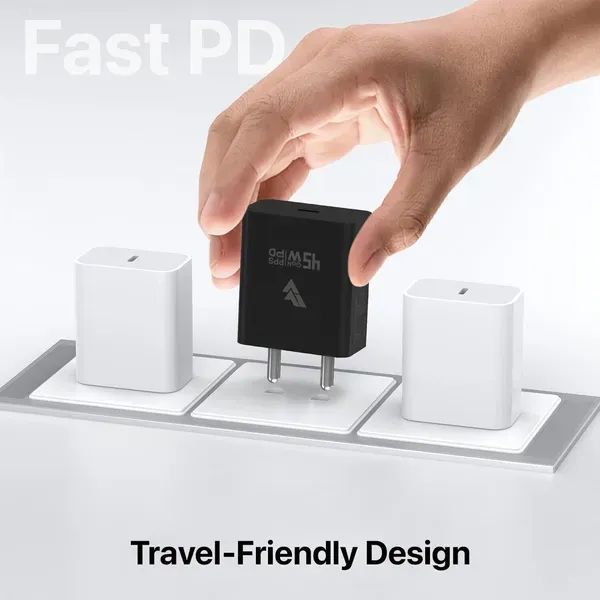 Black_Single_Port_Fast_Charger_With_Detachable_Cable