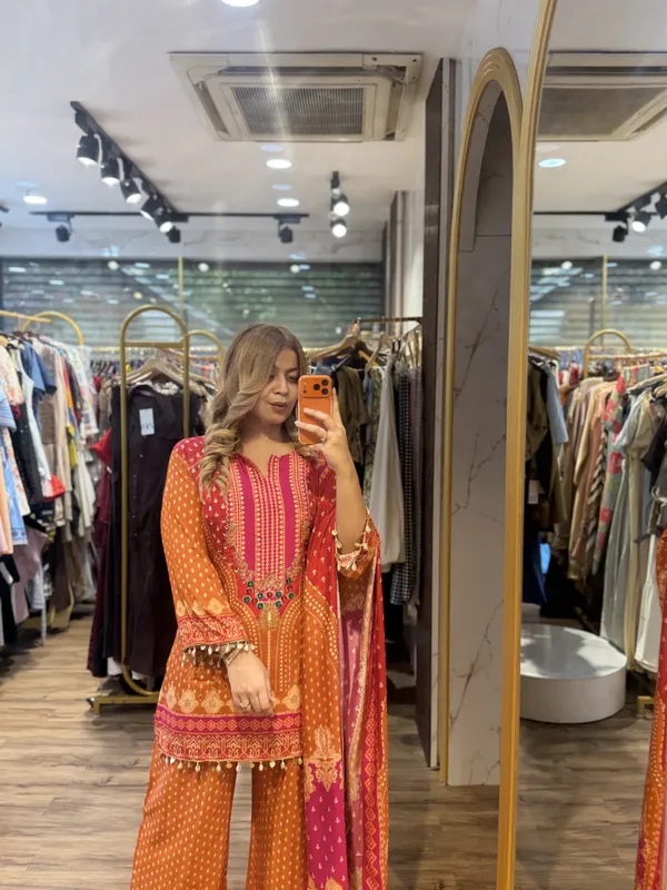 BANDHEJ_-_Pure_Crepe_Bandhej_Suit_With_Handwork