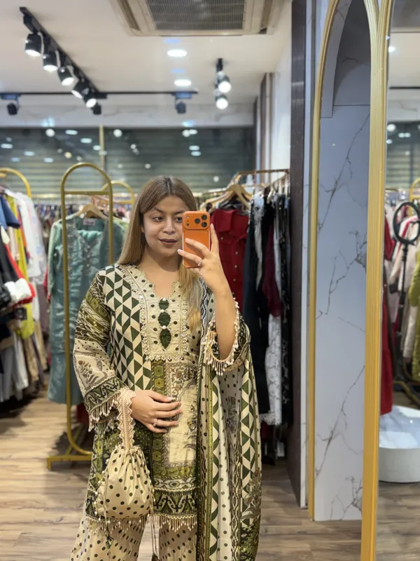 FALAK_-_Crepe_4_Piece_Set_With_Potli