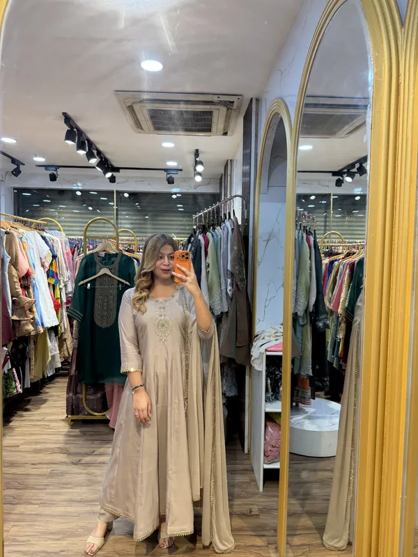 MEERA_-_Handwork_Mul_Anarkali_Set_With_Dupatta