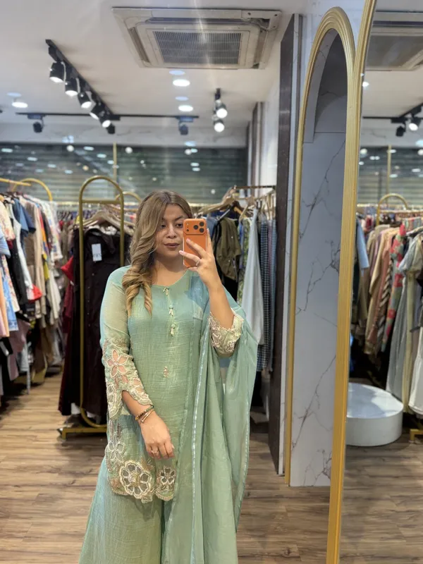 MEHRAB_-_Handwork_Tissue_Suit_set