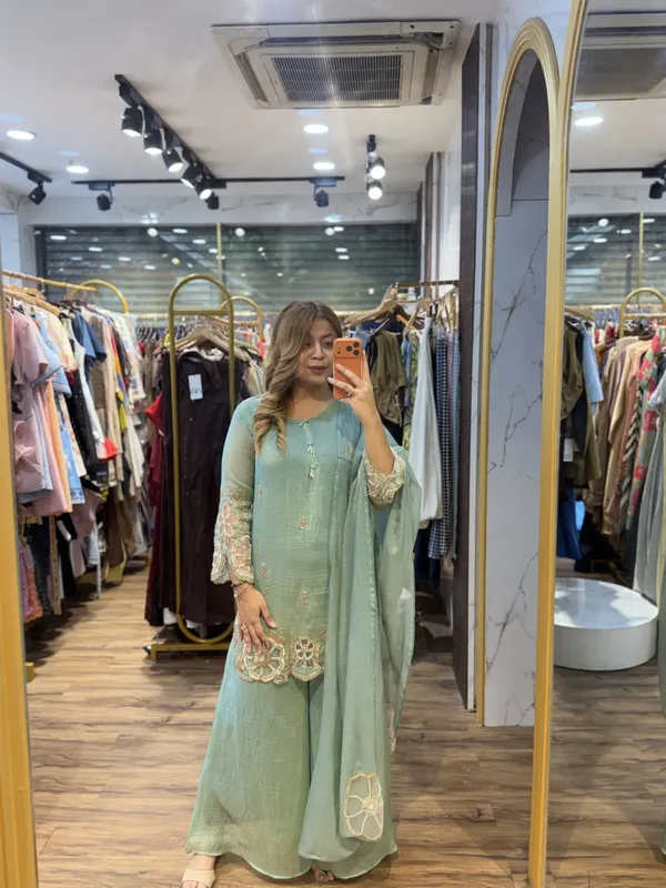 MEHRAB_-_Handwork_Tissue_Suit_set