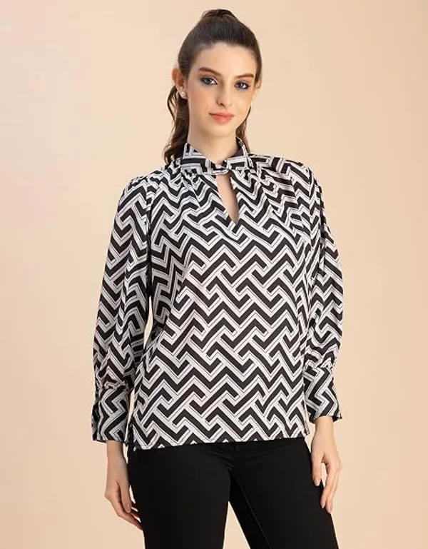 Black_And_White_Chic_Stripe_Folded_Band_Neck_Top