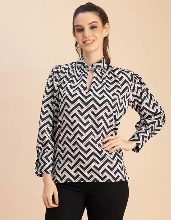 Black_And_White_Chic_Stripe_Folded_Band_Neck_Top