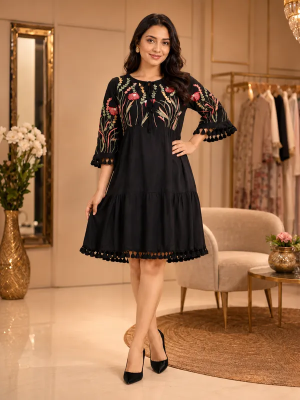 Black_Cotton_Maxi_Gown_For_Women