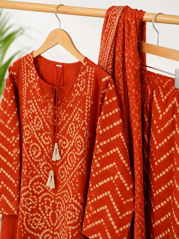Orange_Cotton_Kurta_Pant_Dupatta_Set_For_Women