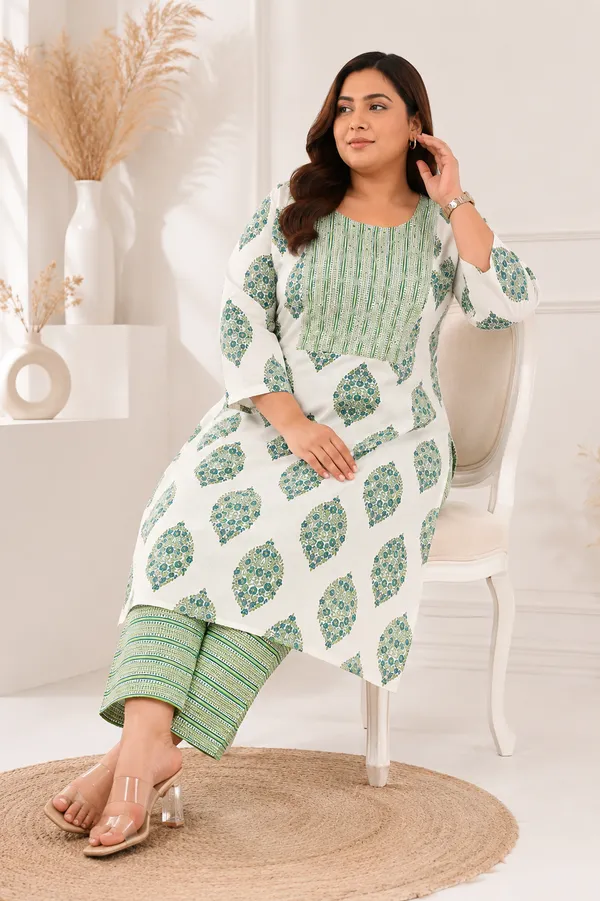 White_And_Green_Cotton_Plus_Size_Kurta_Pant_Set_For_Women