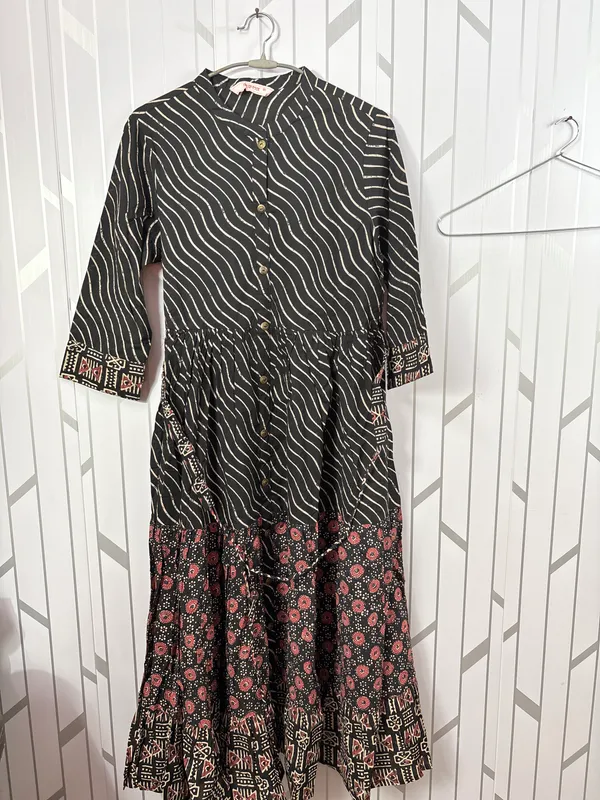 Black_Cotton_Maxi_Dress_For_Women