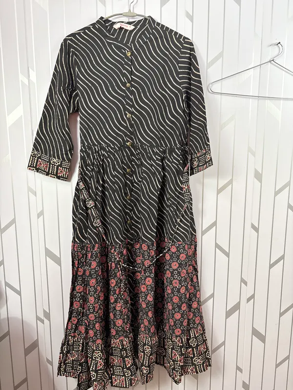 Black_Cotton_Maxi_Dress_For_Women
