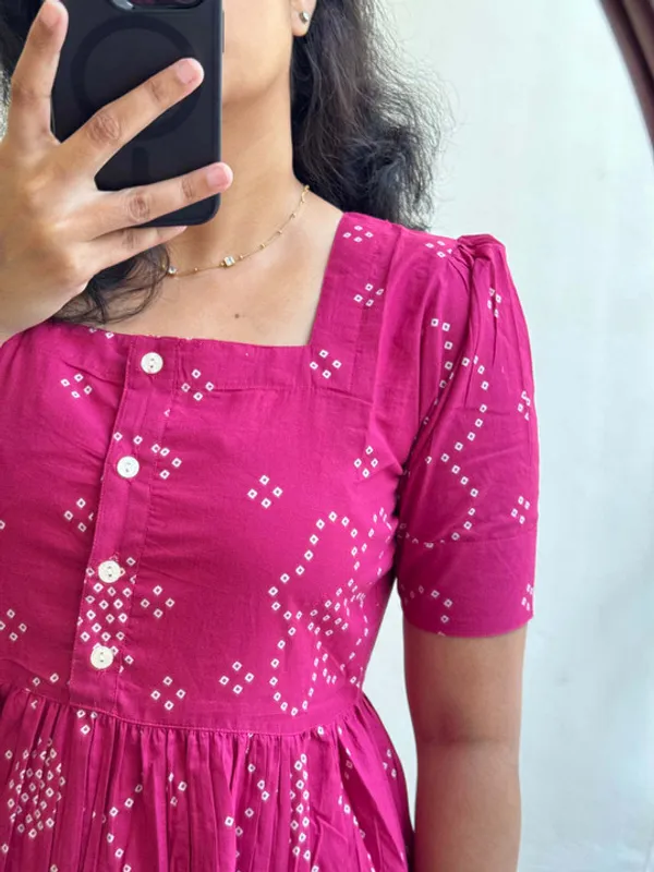 Pink_Cotton_Gown_For_Women