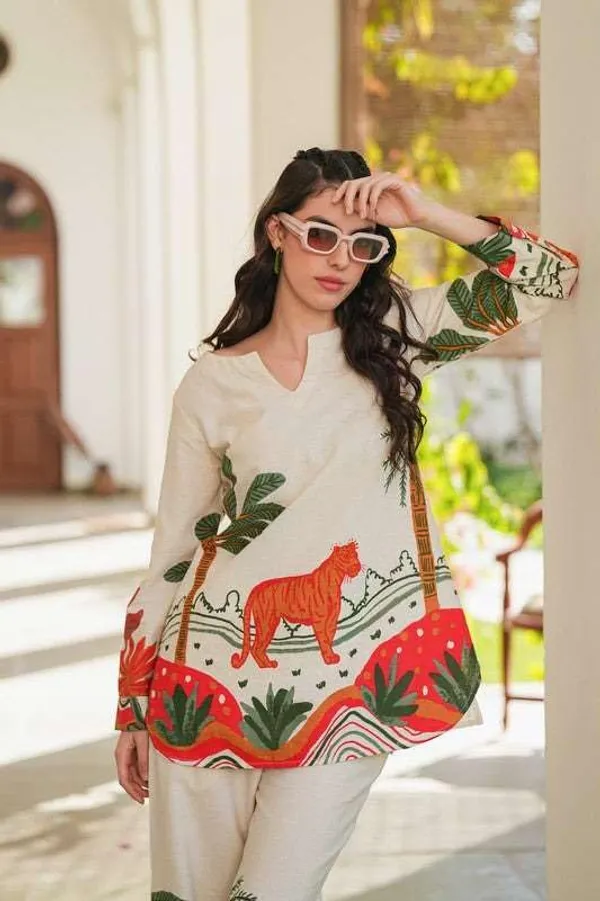 White_Orange_Cotton_Floral_Printed_Straight_Kurti_With_Pant_Set_For_Women