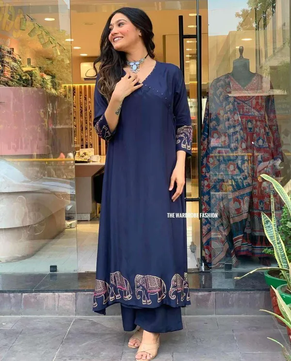 Blue_Rayon_Regular_Straight_Kurti_With_Pant_Set_For_Women