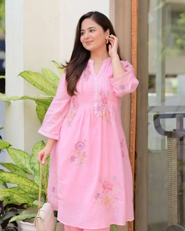 Pink_Cotton_Regular_Embroidered_A_Line_Kurti_With_Pant_Set_For_Women