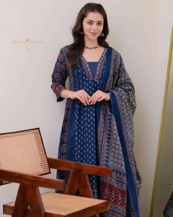 Blue_Cotton_Regular_Printed_Straight_Kurti_Set_With_Pant_Dupatta_For_Women