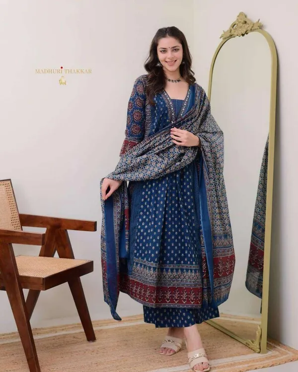 Blue_Cotton_Regular_Printed_Straight_Kurti_Set_With_Pant_Dupatta_For_Women
