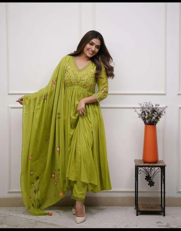 Mehendi_Cotton_Printed_Anarkali_Kurti_With_Pant_Set_For_Women