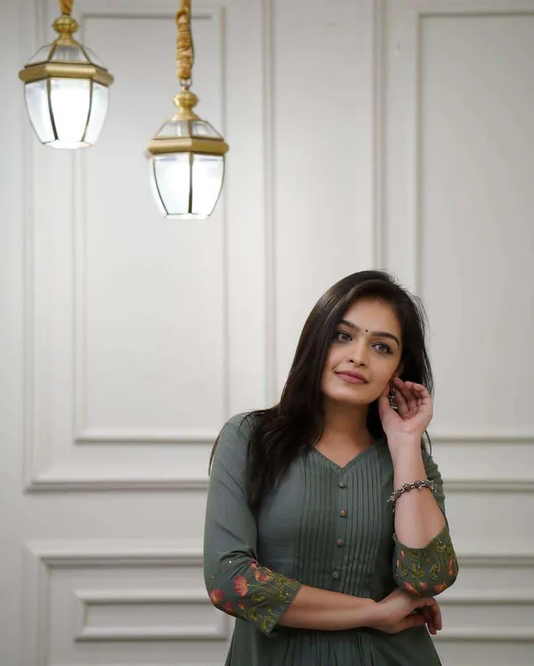 Army_Green_Cotton_Regular_Printed_Straight_Kurti_With_Pant_Dupatta_Set_For_Women