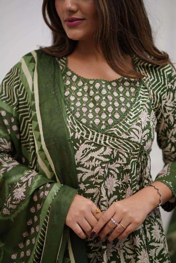 Green_Cotton_Floral_Printed_Anarkali_Kurti_With_Pant_Mulmul_Dupatta_Set_For_Women