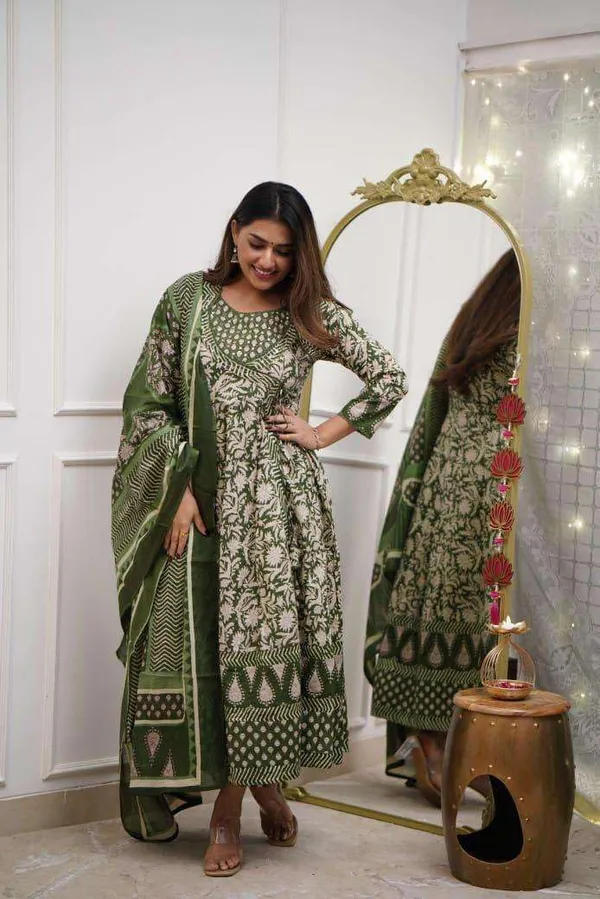 Green_Cotton_Floral_Printed_Anarkali_Kurti_With_Pant_Mulmul_Dupatta_Set_For_Women