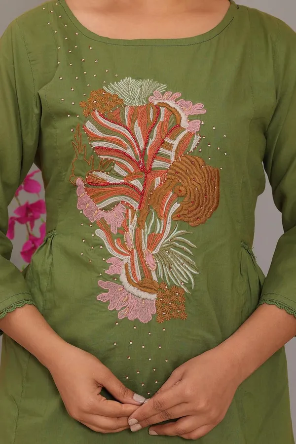 Green_Cotton_Embroidered_Straight_Kurti_With_Pant_Set_For_Women