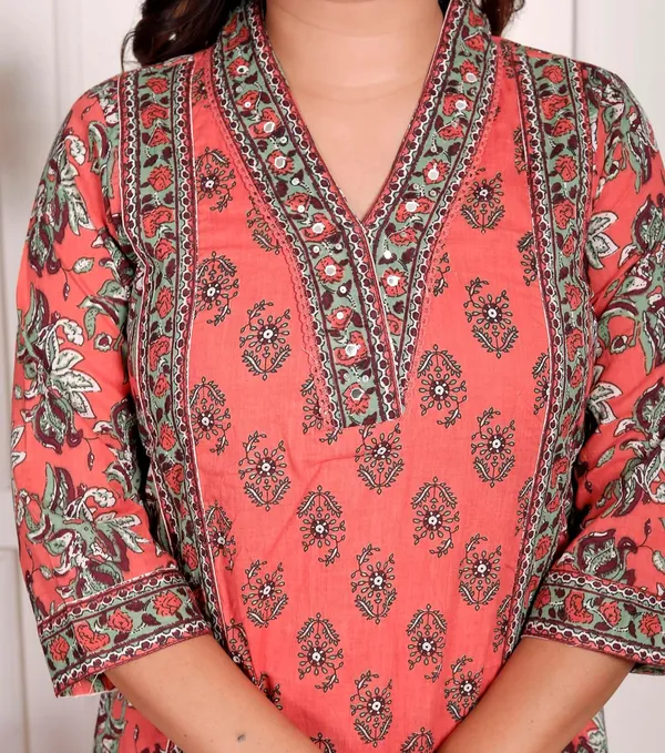 Peach_Cotton_Printed_Straight_Kurti_With_Pant_Dupatta_Set_For_Women