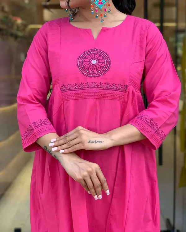 Pink_Cotton_Regular_Floral_Handblock_Kurti_Pant_Dupatta_Set_For_Women