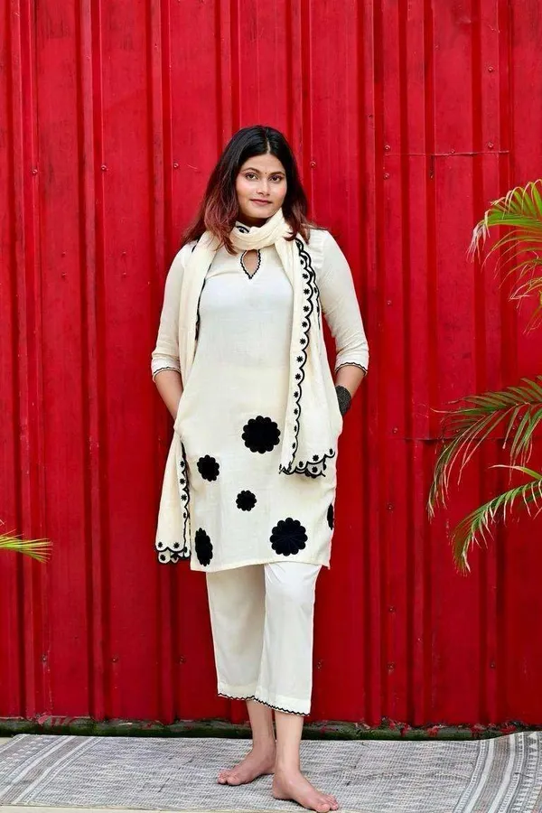 White_Cotton_Regular_Embroidered_Floral_Patchwork_Kurti_With_Pant_Dupatta_Set_For_Women