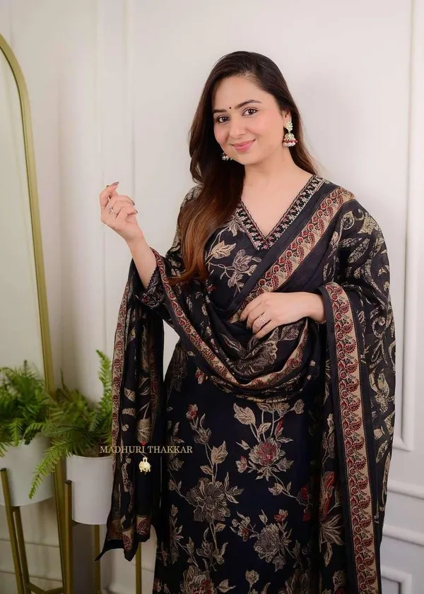 Black_Cotton_Floral_Printed_Straight_Kurti_With_Afghani_Pant_Dupatta_Set_For_Women