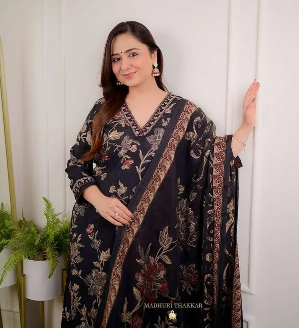 Black_Cotton_Floral_Printed_Straight_Kurti_With_Afghani_Pant_Dupatta_Set_For_Women