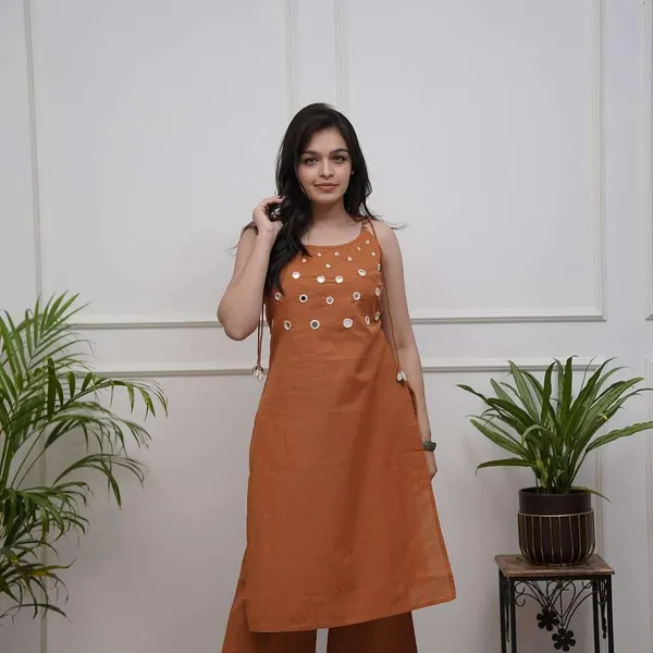 Brown_Cotton_Sleeveless_Embroidered_Kurti_Set_With_Ankle_Length_Pant_For_Women