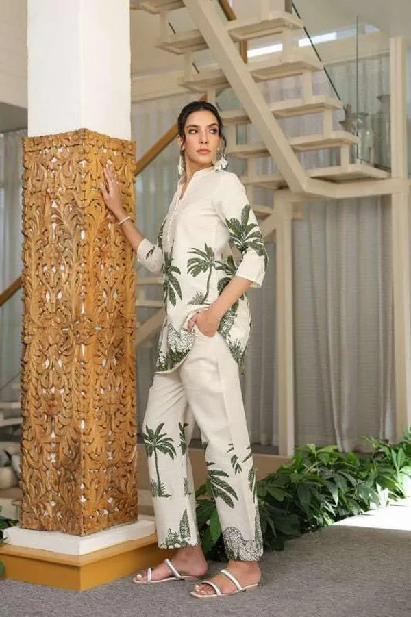 White_Green_Cotton_Floral_Printed_Straight_Kurti_With_Pant_Set_For_Women