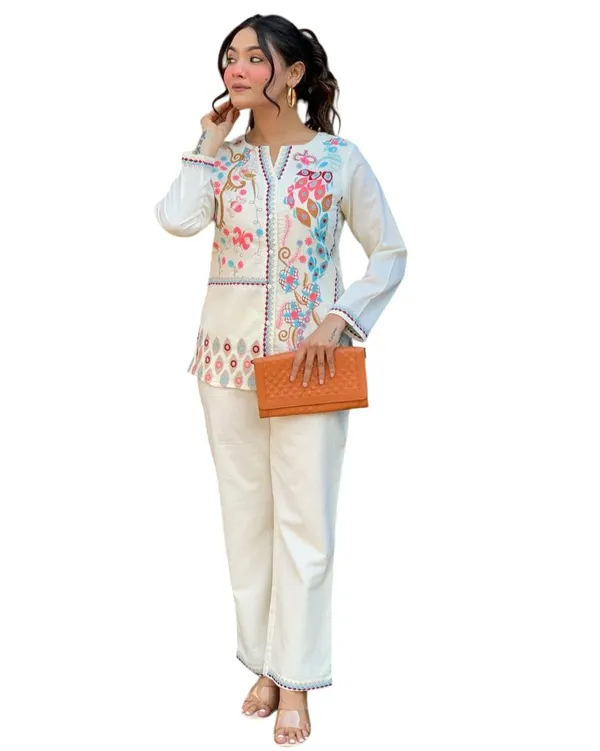 White_Cotton_Embroidered_Straight_Kurti_With_Pant_Set_For_Women