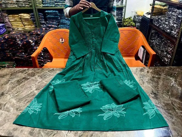 Green_Cotton_Floral_Printed_Long_Straight_Kurti_With_Pant_Dupatta_Set_For_Women