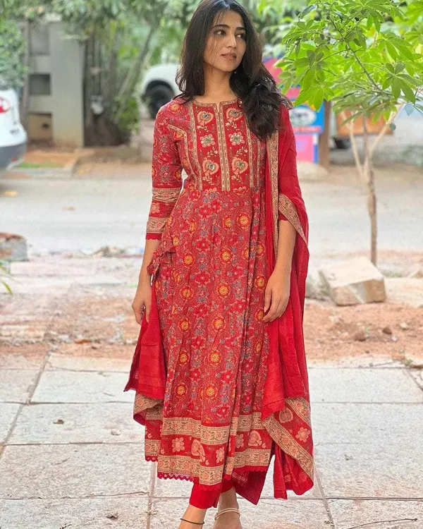 Red_Cotton_Regular_Embroidered_Anarkali_Kurti_With_Pant_Dupatta_Set_For_Women