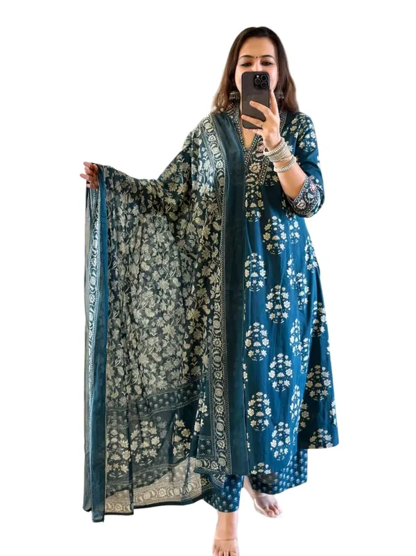 Blue_Cotton_Regular_Floral_Printed_Anarkali_Kurti_With_Pant_Set_For_Women