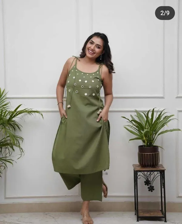 Green_Cotton_Embroidered_Sleeveless_Kurti_With_Ankle_Length_Pant_Set_For_Women