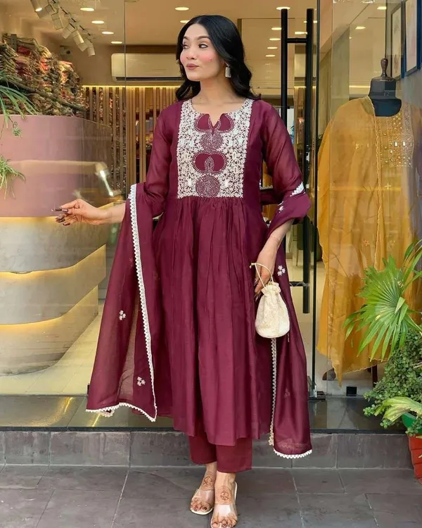 Purple_Cotton_Regular_Printed_Anarkali_Kurti_Set_With_Pant_Dupatta_For_Women