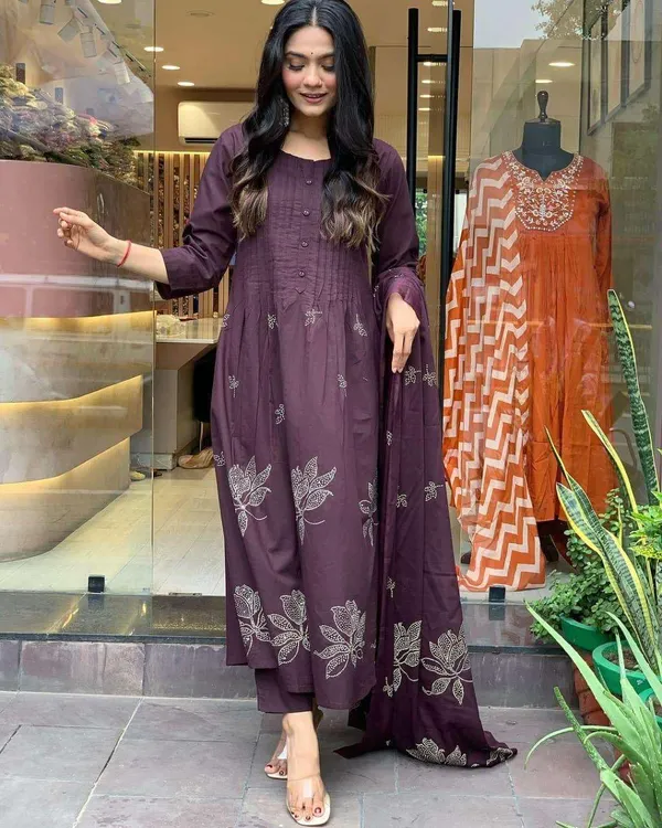 Purple_Cotton_Regular_Floral_Printed_Long_Straight_Kurti_Set_With_Pant_Dupatta_For_Women