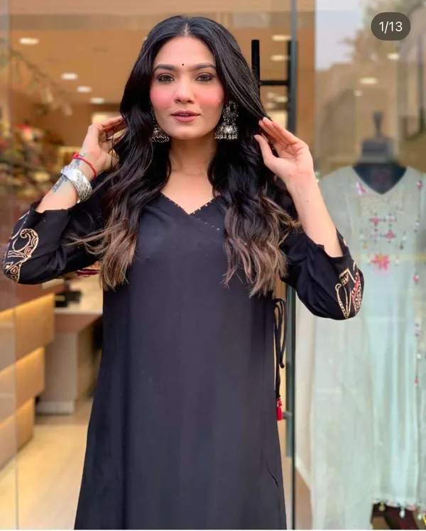 Black_Rayon_Printed_Straight_Kurti_With_Pant_Dupatta_Set_For_Women