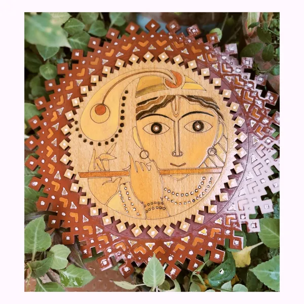 Wooden_Hand_Painted_Krishna_Face_Wall_Hanging