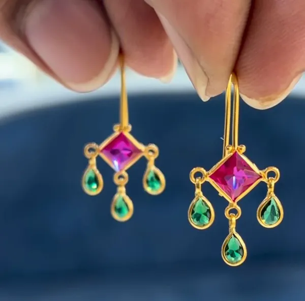 14_Ct_Polki_Handmade_Gold_Plated_Pink_And_Green_Stone_Chandelier_Drop_Earrings_For_Women