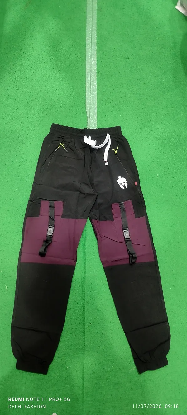 Black_Cargo_Jogger_Pants_for_Men