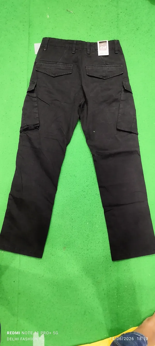 Black_Cargo_Pants_for_Men