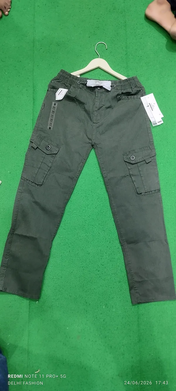 Dark_Olive_Regular_Fit_Cargo_Pants_for_Men